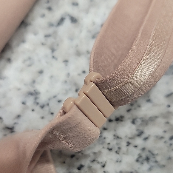 Victoria's Secret Love Cloud Bra 36C - Picture 16 of 16